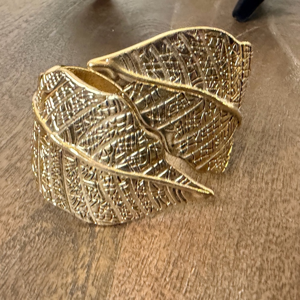 Boho Gold Leaf Design Cuff Bracelet